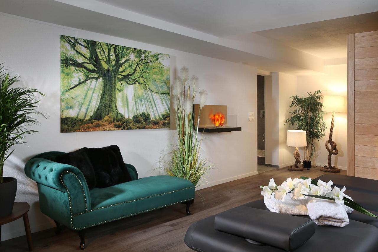 Private Spa Lux With Whirlpool And Sauna In Zurique Exterior foto