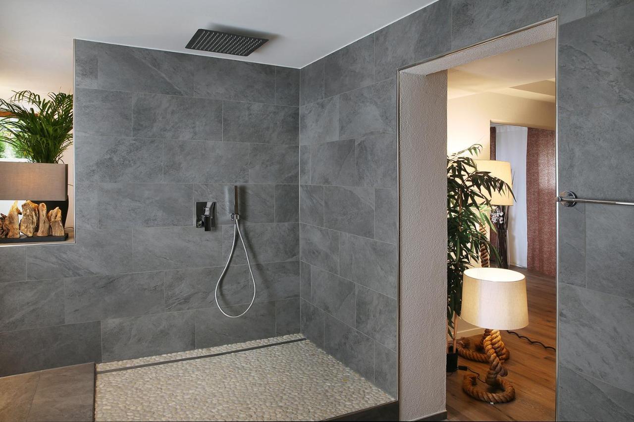Private Spa Lux With Whirlpool And Sauna In Zurique Exterior foto
